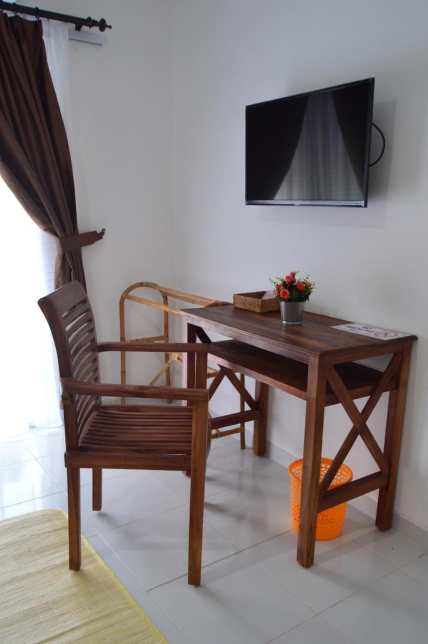 Askara Guest House & Hostel ウブド エクステリア 写真