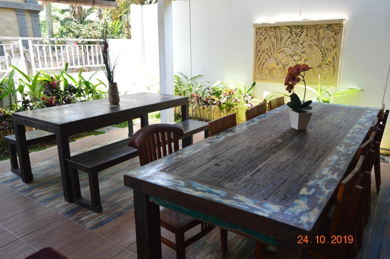 Askara Guest House & Hostel ウブド エクステリア 写真